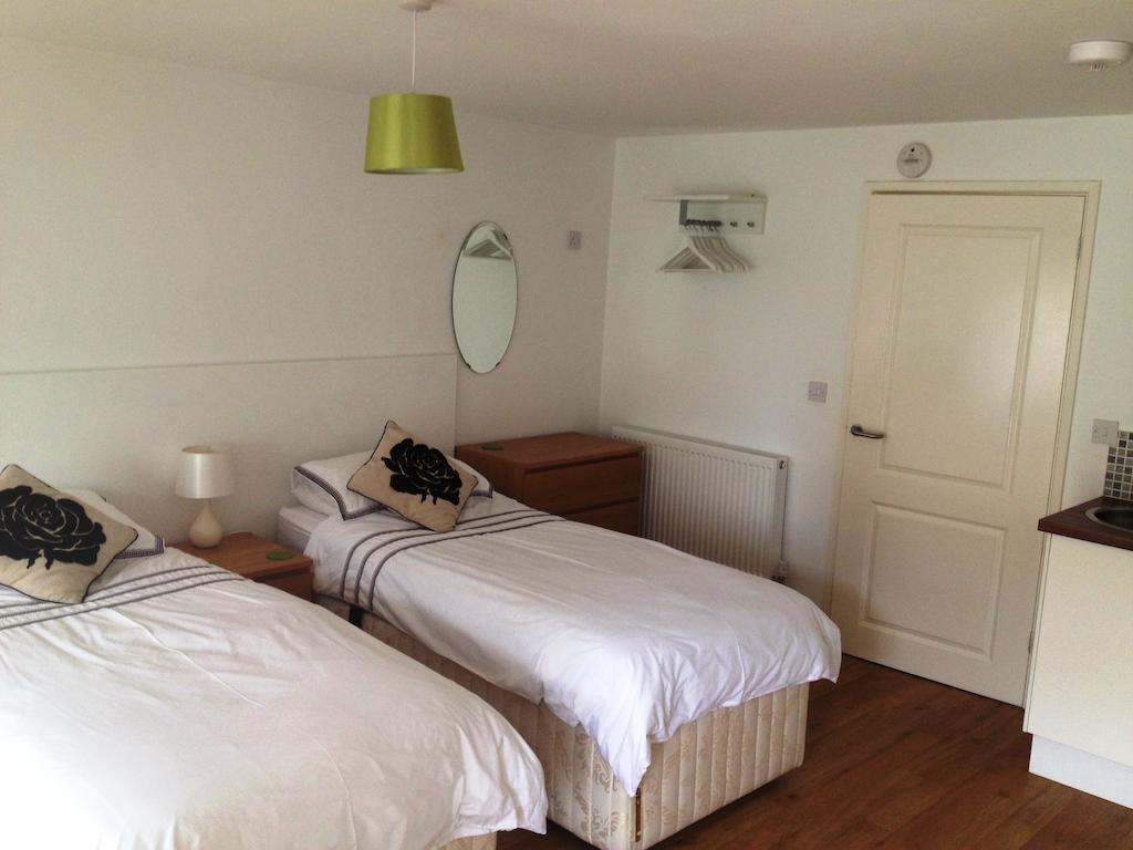 Elm Tree Farm Accommodation Milton Keynes Habitación foto